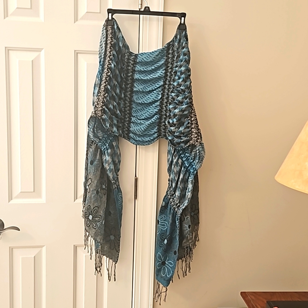 Vintage Scarf/Shawl
